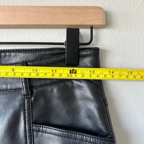 Aritzia Wilfred Rebel High-Waisted Vegan Leather Pants Black Women's Size 4 - Picture 8 of 10